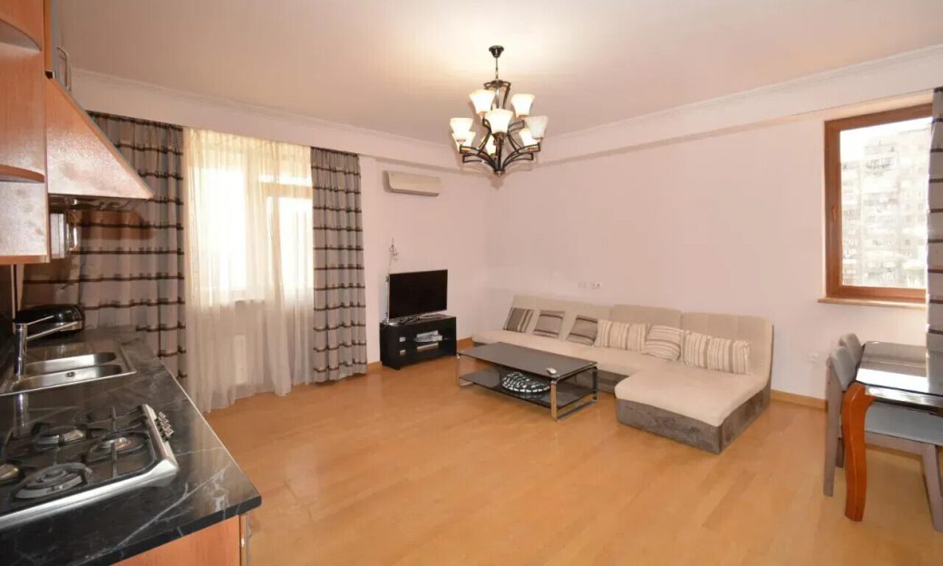 470719-3483704-crop