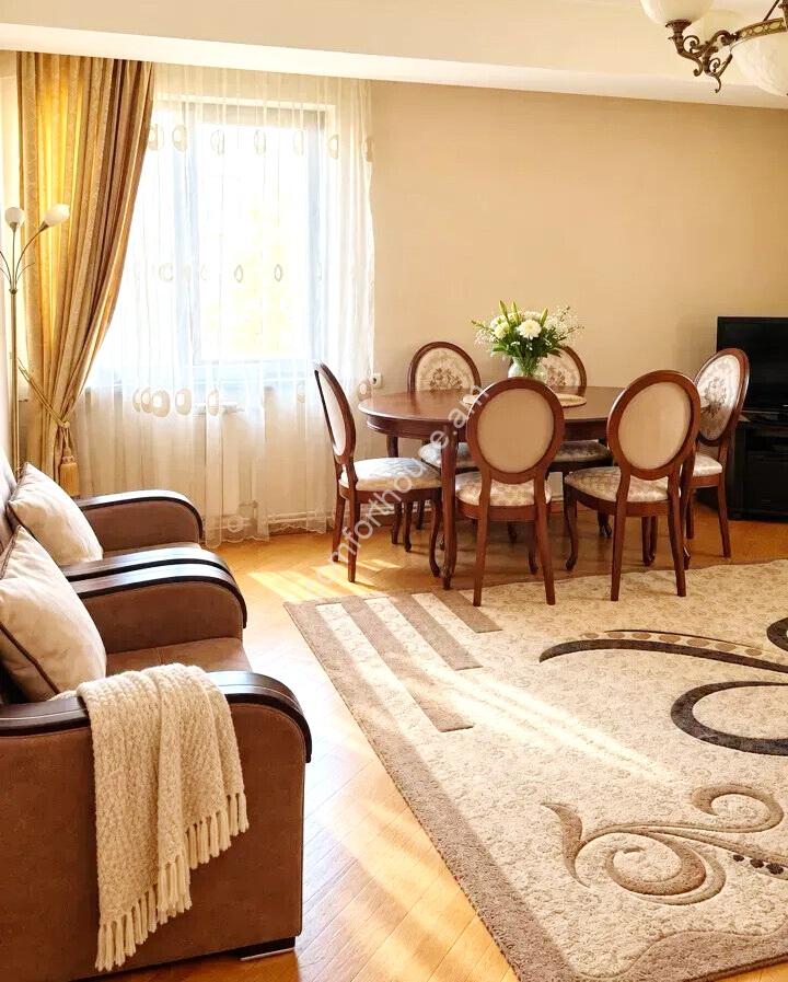 470829-3485256-crop