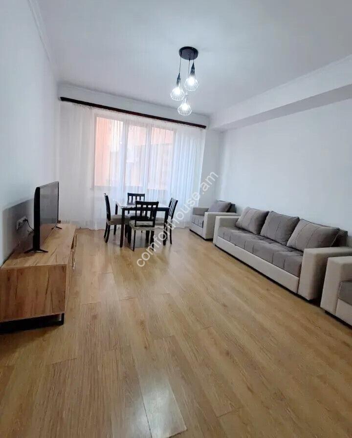 470939-3486925-crop