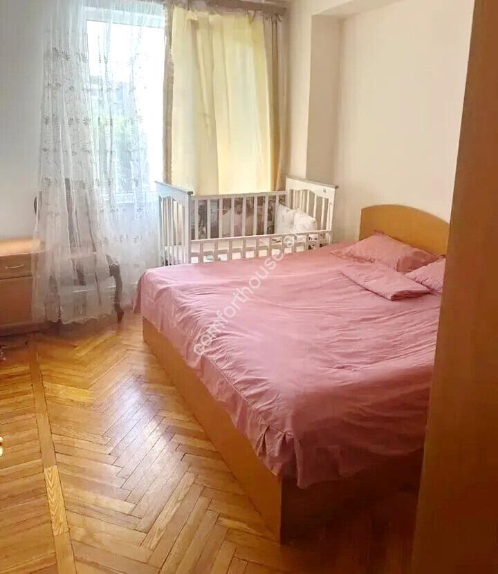 470956-3487143-crop