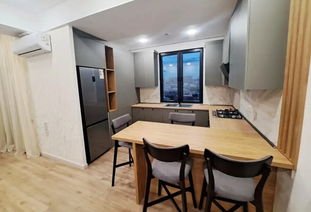 470959-3487174-crop